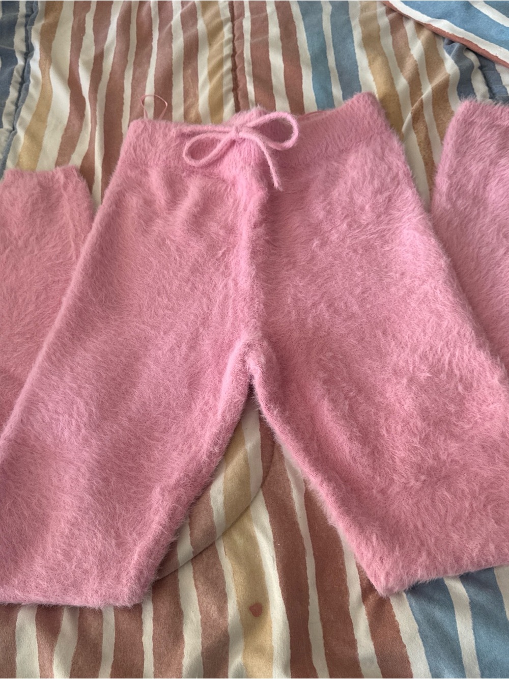 Meshki Pink Fuzzy Knit Leggings